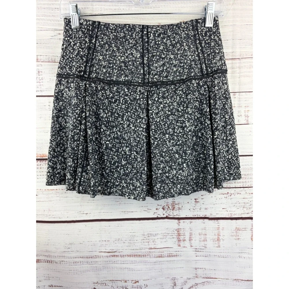 Lululemon Lost In Pace Skirt Tall 15